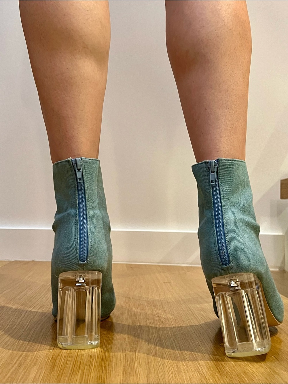 Forever 21 Teal Sock Ankle Boots with Clear Block Heel. Size 8 - Picture 7 of 14
